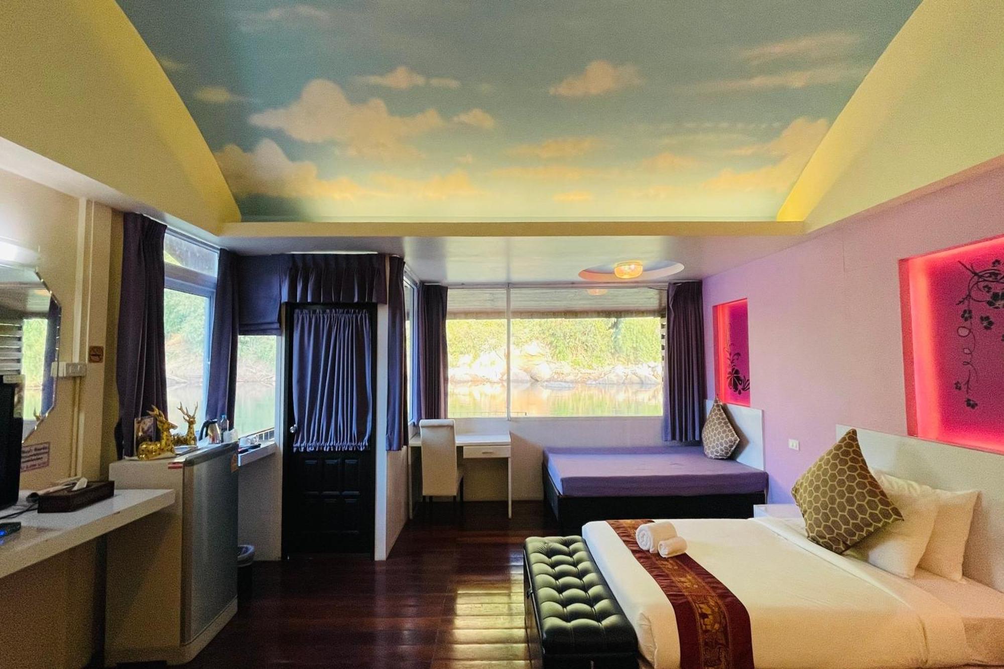 Baan Rim Kwai Paerimnam Resort Kanchanaburi Bagian luar foto