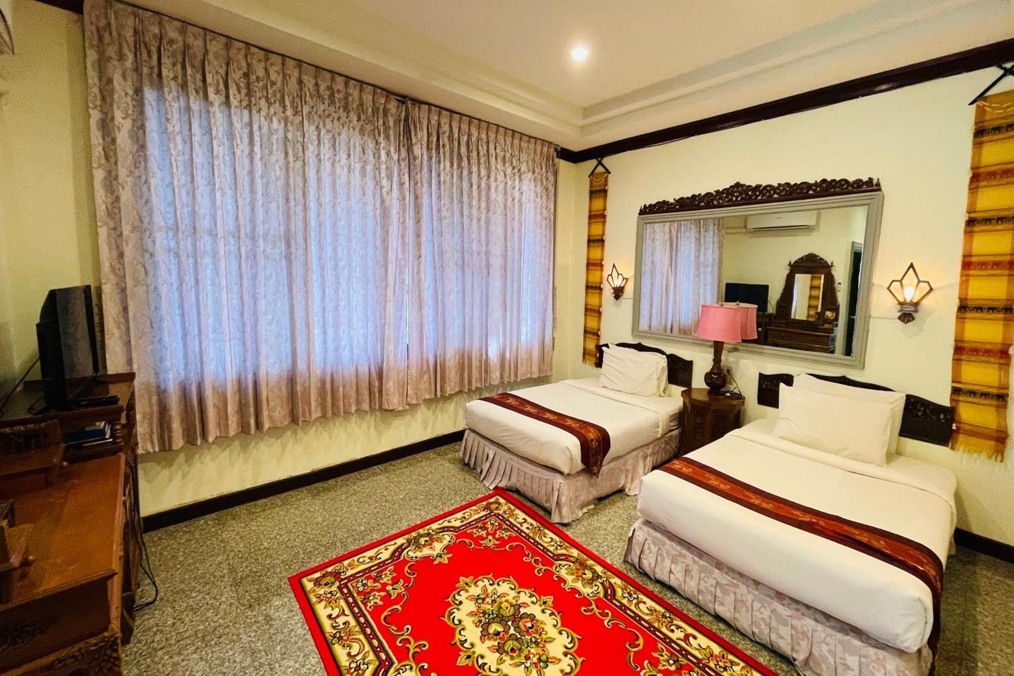 Baan Rim Kwai Paerimnam Resort Kanchanaburi Bagian luar foto